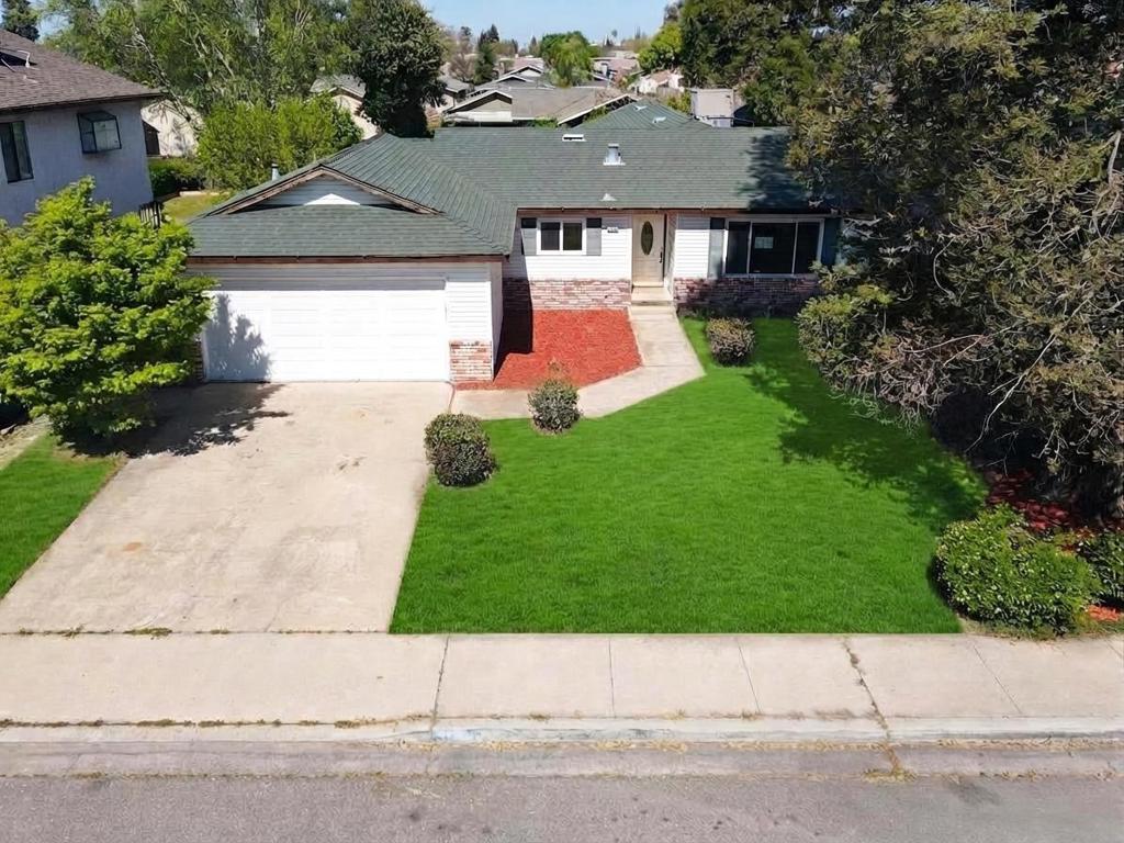 1465 W Tuolumne Rd, Turlock, CA 95382