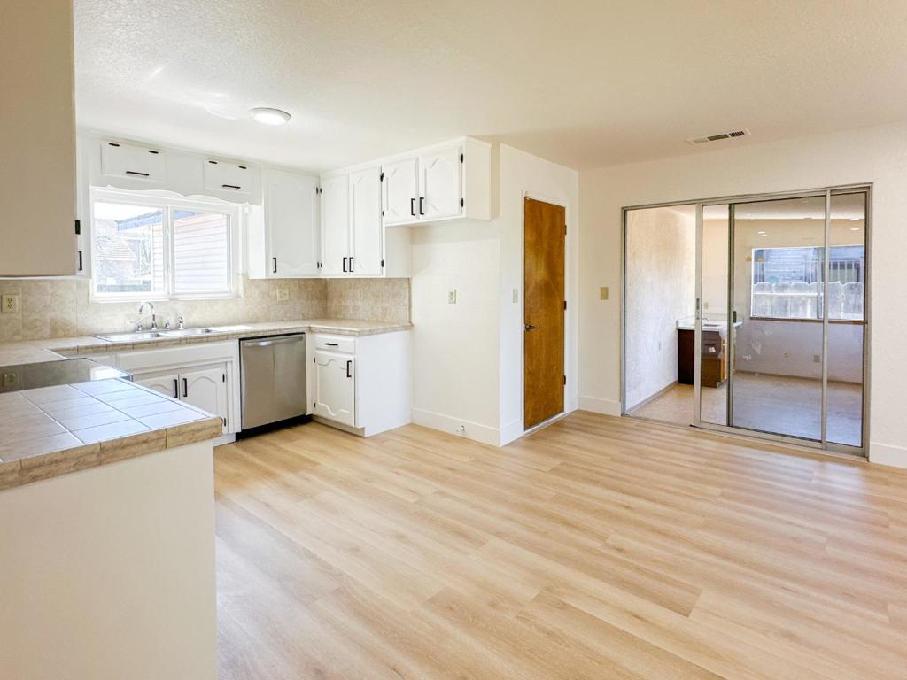 1465 W Tuolumne Rd, Turlock, CA 95382