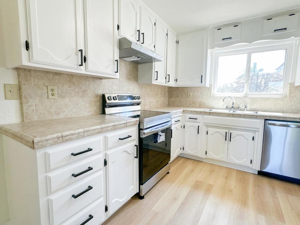 1465 W Tuolumne Rd, Turlock, CA 95382