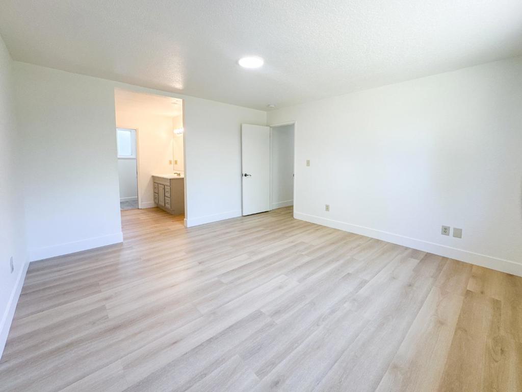 1465 W Tuolumne Rd, Turlock, CA 95382