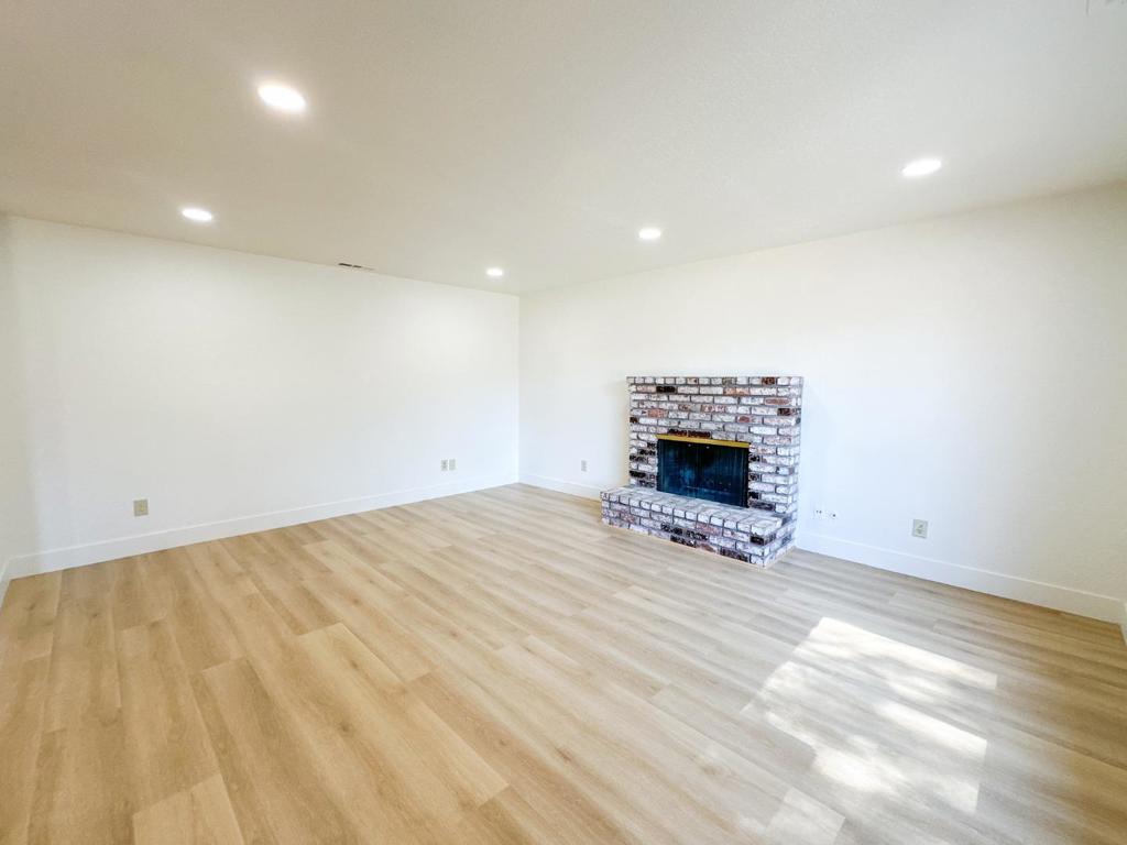 1465 W Tuolumne Rd, Turlock, CA 95382