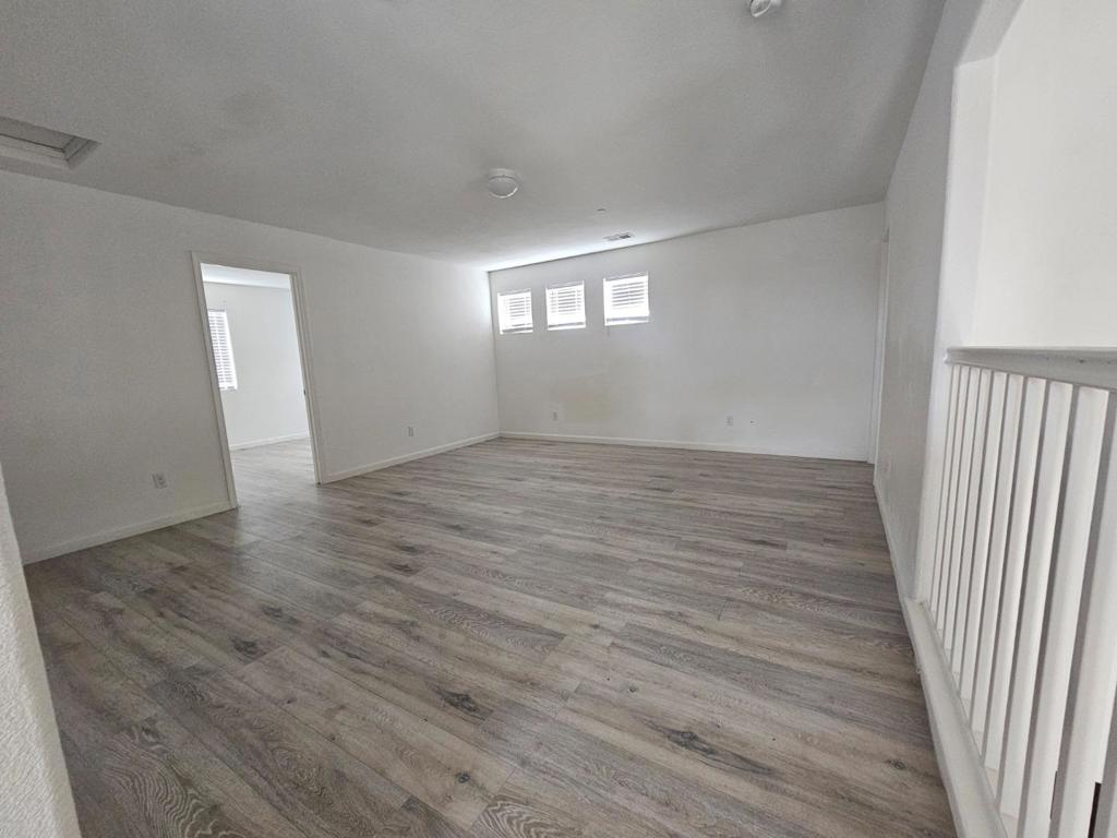 13721 Santa Lucia Dr, Gustine, CA 95322