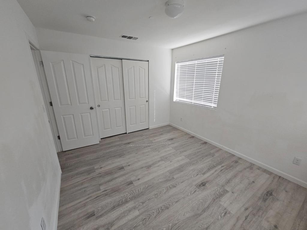 13721 Santa Lucia Dr, Gustine, CA 95322