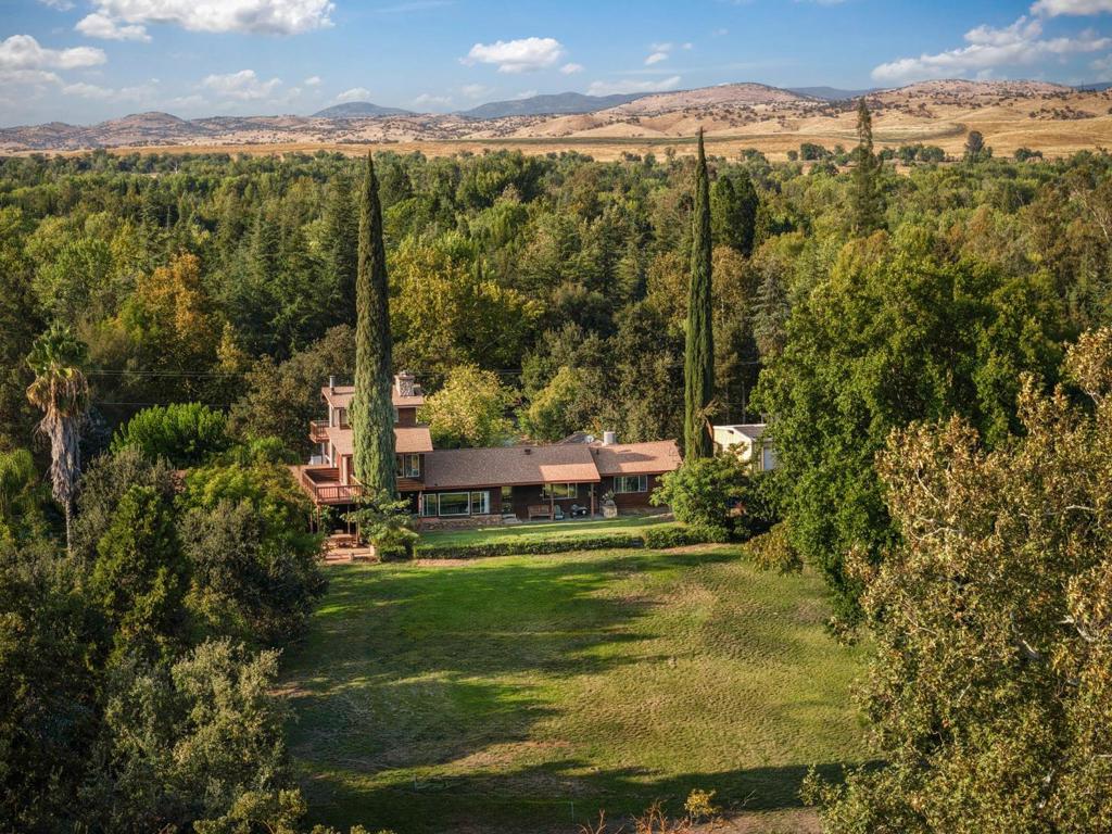 7555 Merced Falls Rd, Snelling, CA 95369