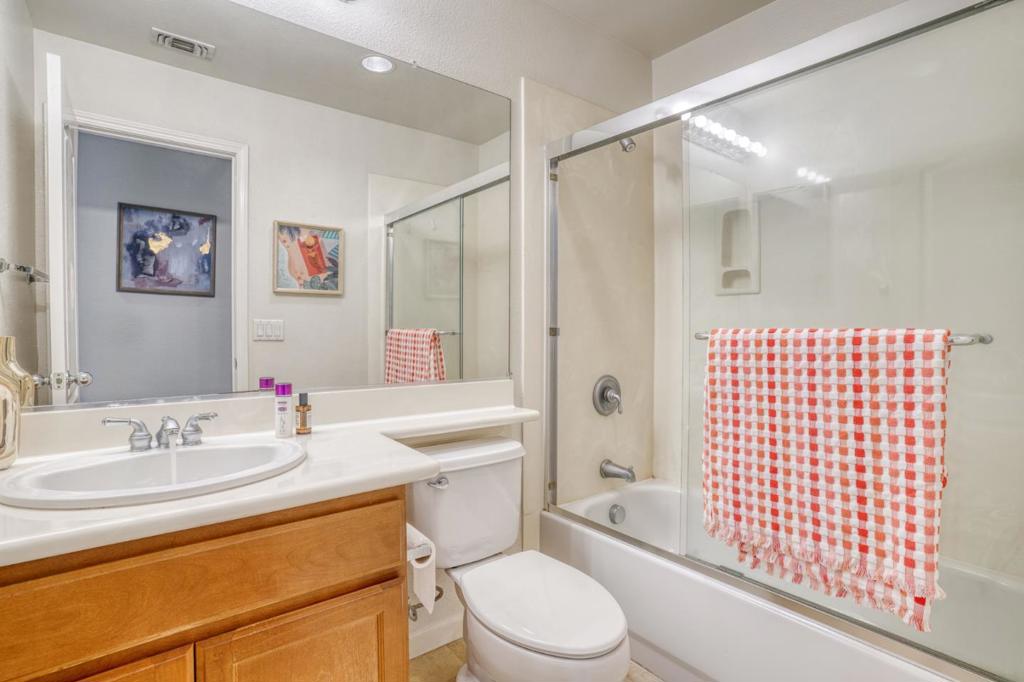 262 W Country Club Dr, Brentwood (CC), CA 94513