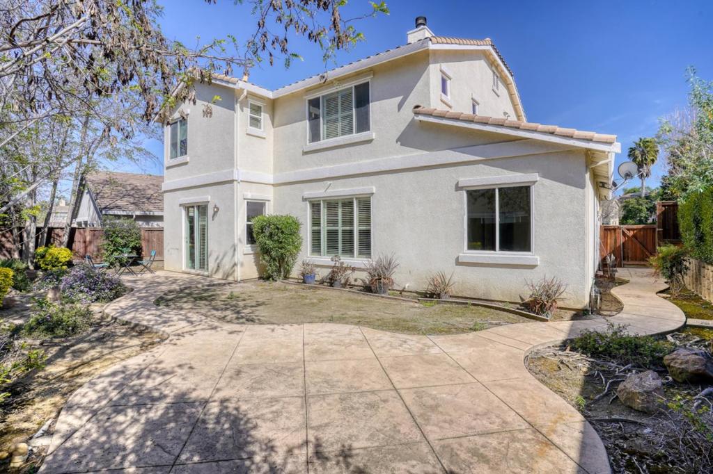 262 W Country Club Dr, Brentwood (CC), CA 94513