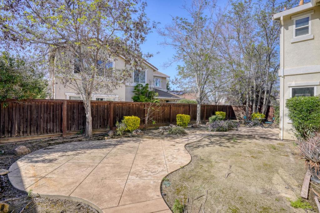 262 W Country Club Dr, Brentwood (CC), CA 94513