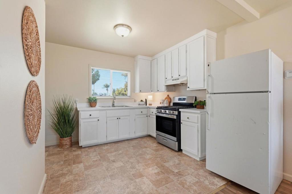 411 Bothun Rd, Turlock, CA 95380