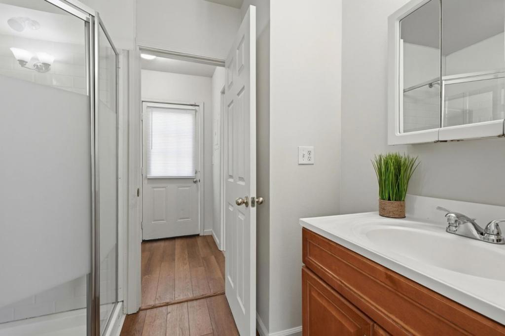 411 Bothun Rd, Turlock, CA 95380