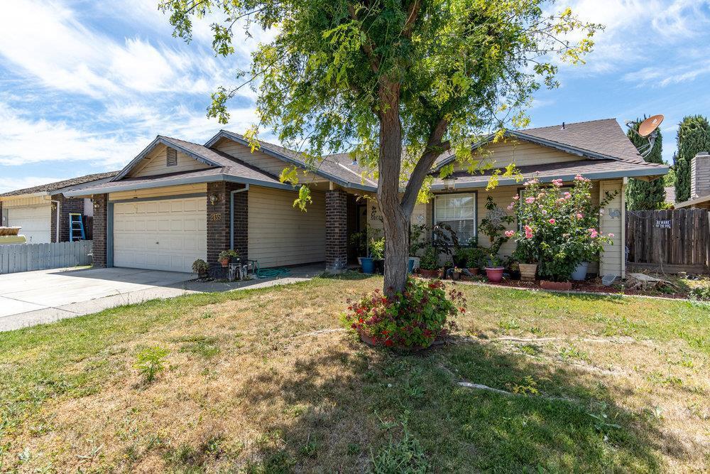 2135 Arroyo Ct, Los Banos, CA 93635