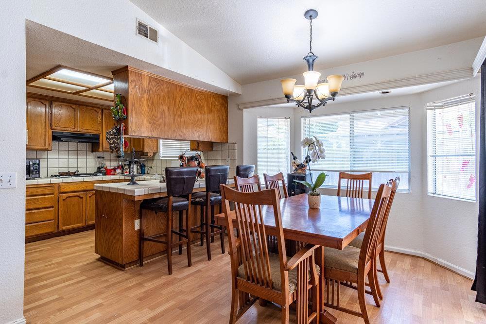 2135 Arroyo Ct, Los Banos, CA 93635