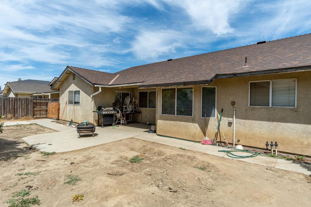 2135 Arroyo Ct, Los Banos, CA 93635