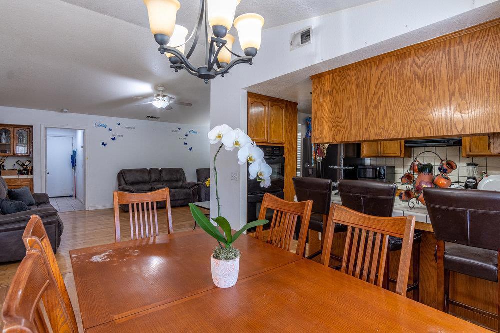 2135 Arroyo Ct, Los Banos, CA 93635