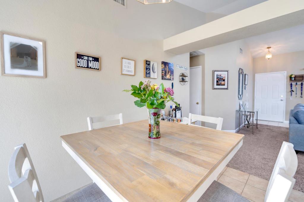 648 Pismo Way, Los Banos, CA 93635