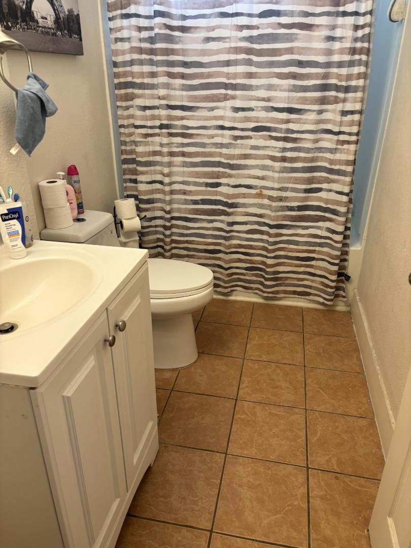 517 Pinion St, Los Banos, CA 93635