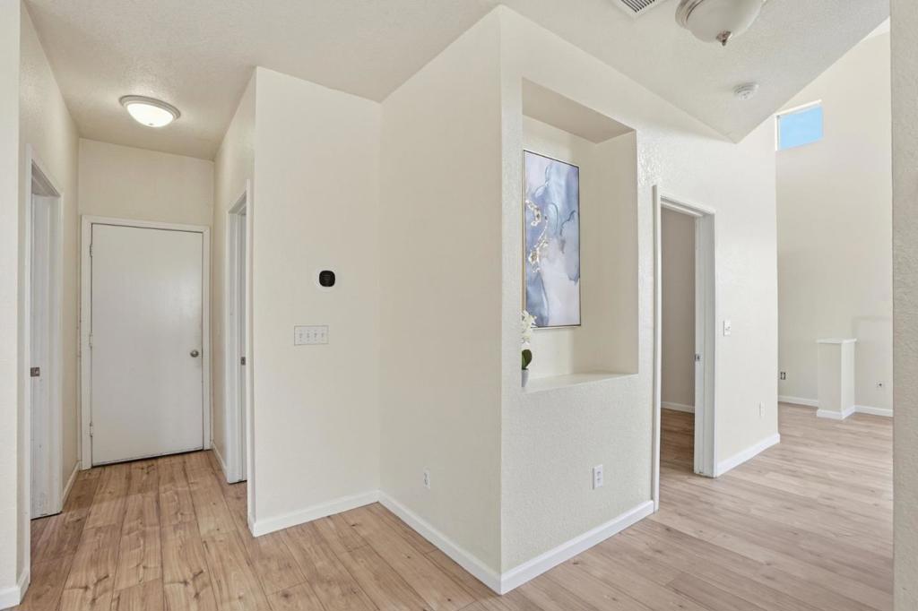 1974 Rainier Dr, Los Banos, CA 93635