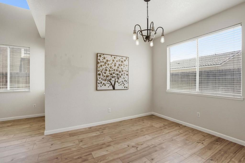 1974 Rainier Dr, Los Banos, CA 93635