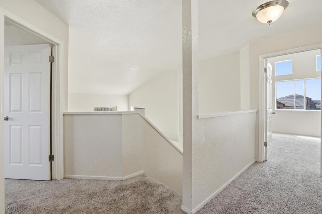 1974 Rainier Dr, Los Banos, CA 93635