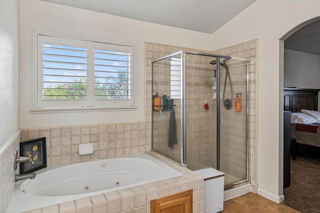 1752 Sierra Brook Ct, Manteca, CA 95337