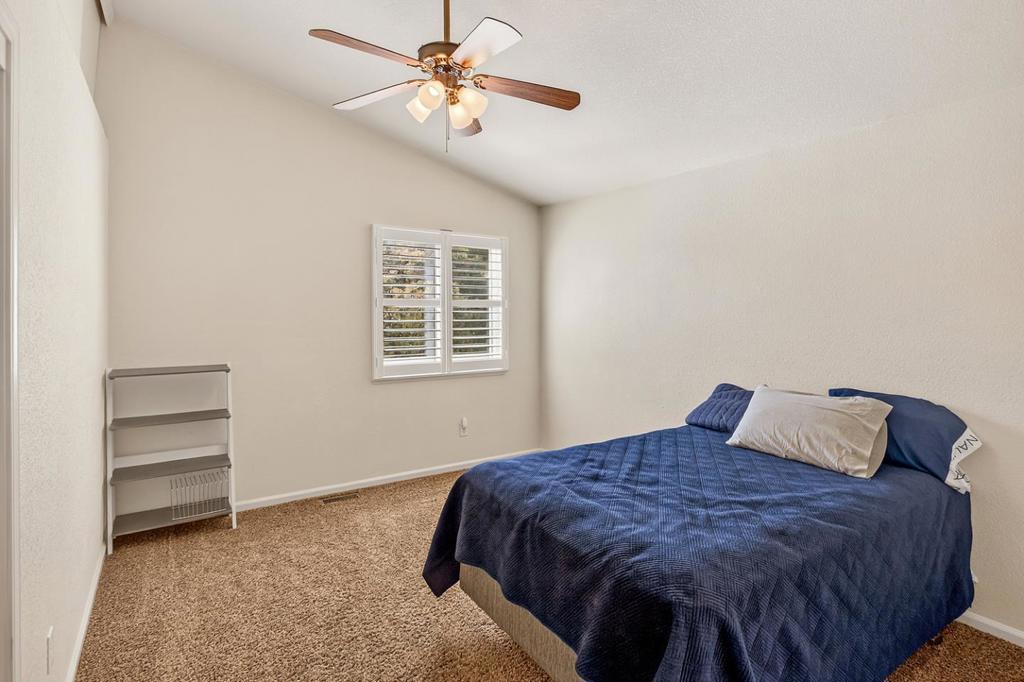 1752 Sierra Brook Ct, Manteca, CA 95337