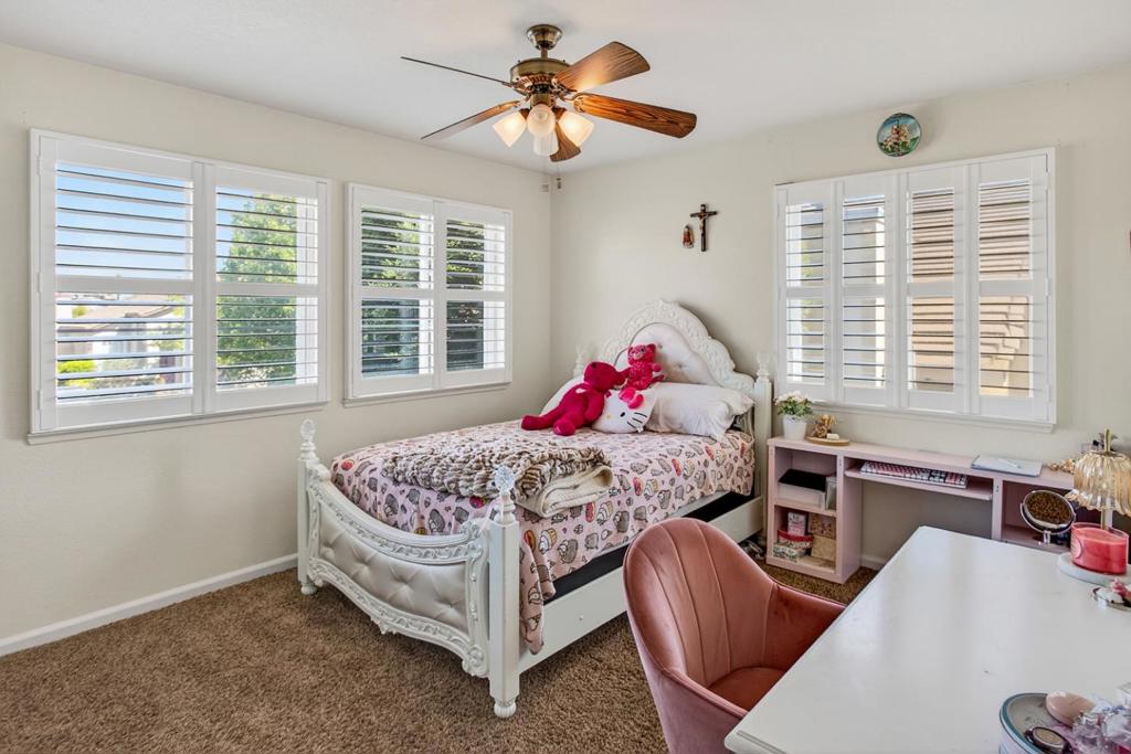 1752 Sierra Brook Ct, Manteca, CA 95337