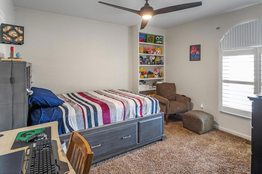 1752 Sierra Brook Ct, Manteca, CA 95337