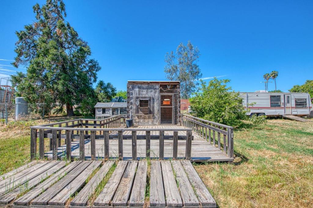 4355 W Shields Ave, Fresno, CA 93722