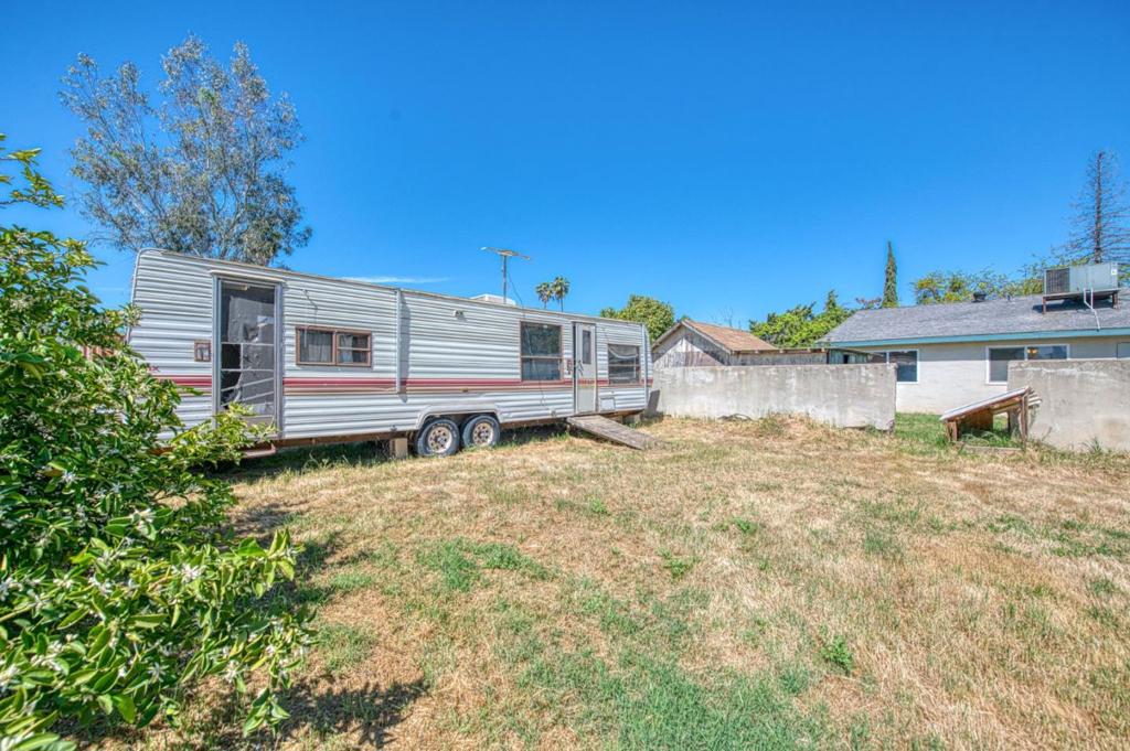 4355 W Shields Ave, Fresno, CA 93722