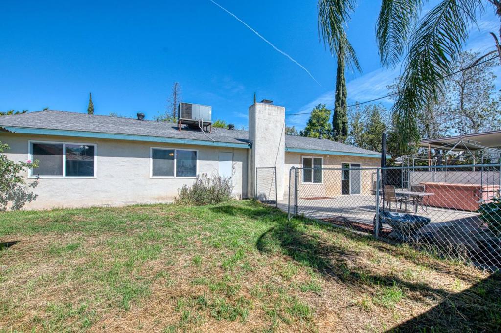 4355 W Shields Ave, Fresno, CA 93722