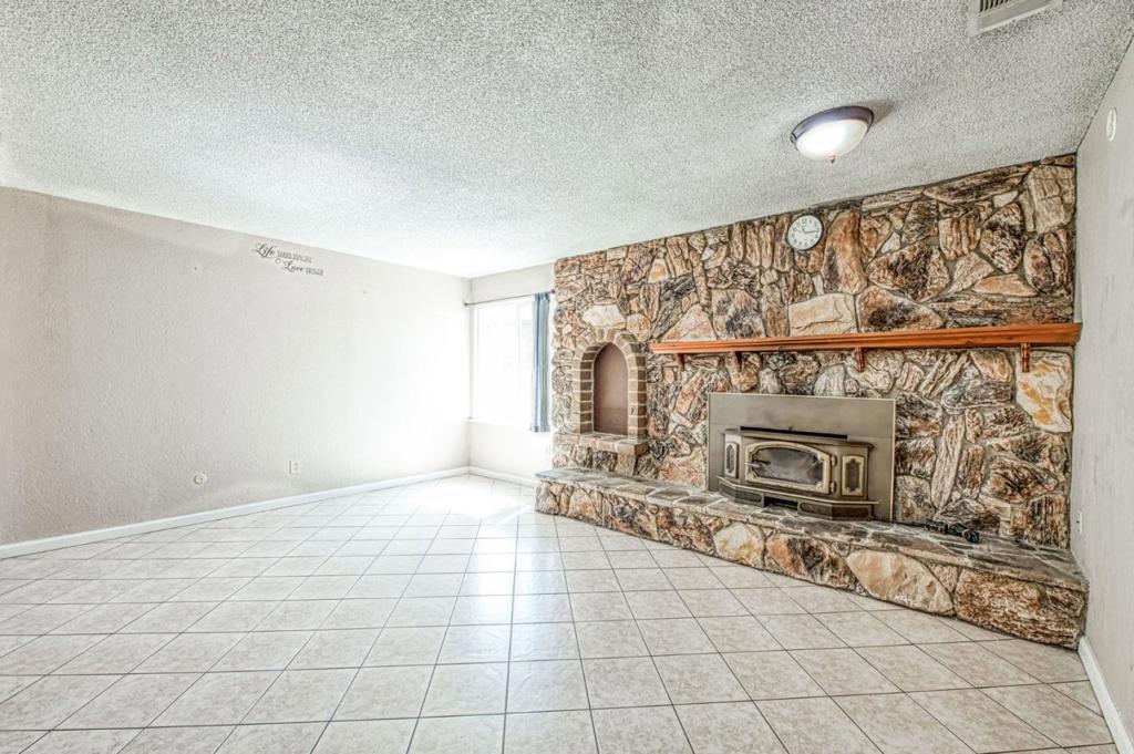 4355 W Shields Ave, Fresno, CA 93722