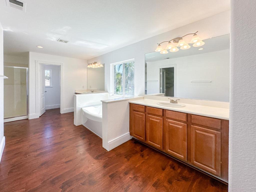 1444 Mendocino Creek Dr, Patterson, CA 95363