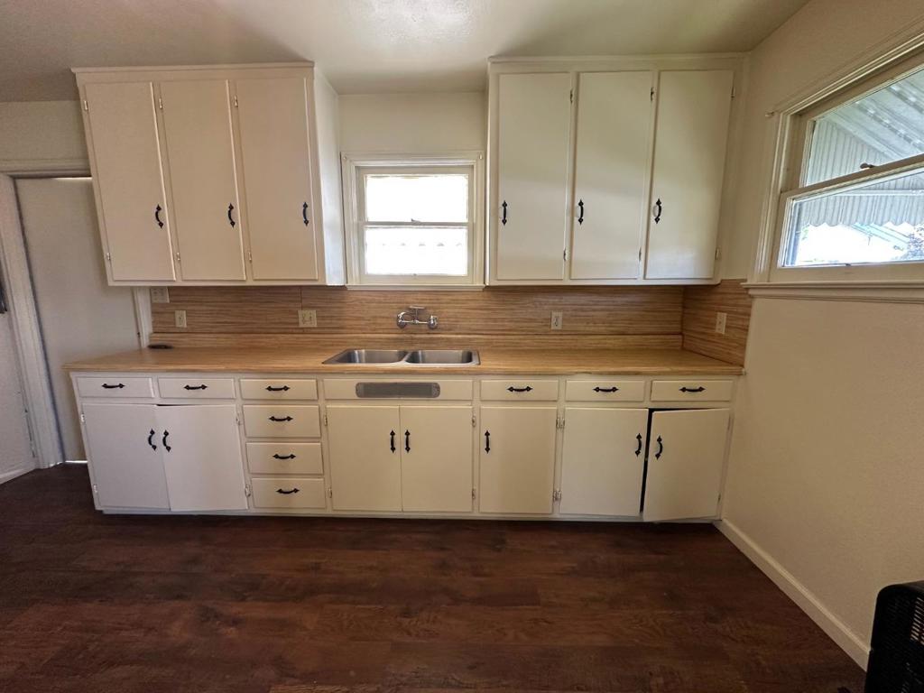 2042 E Mayfair, Fresno, CA 93703