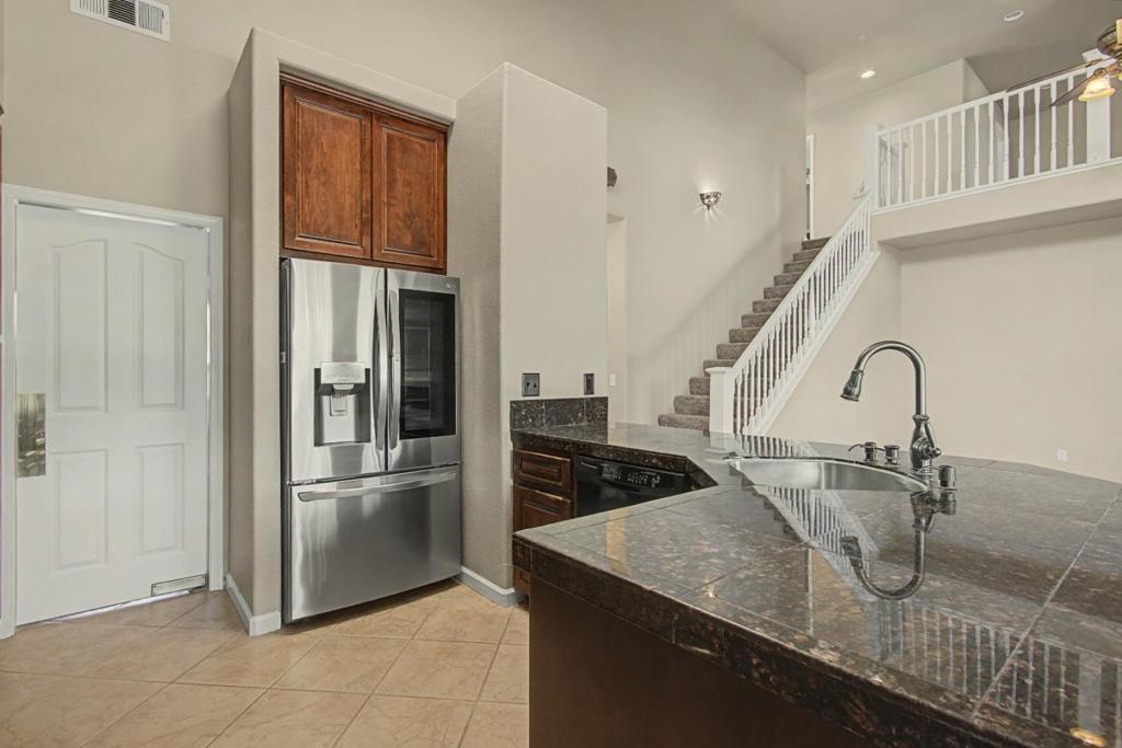 1753 Mills, Los Banos, CA 93635