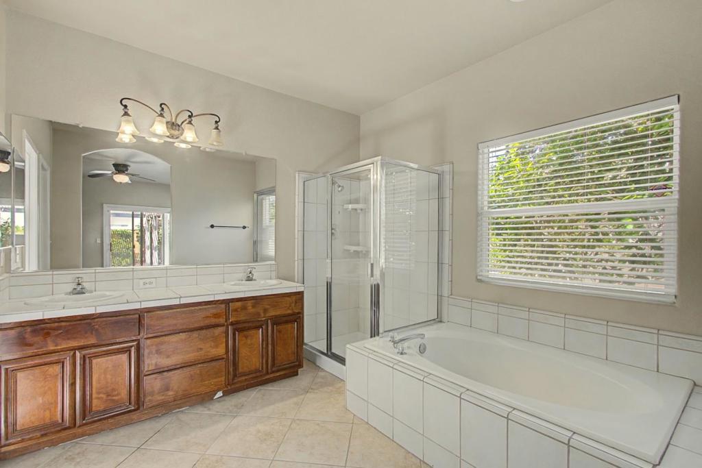 1753 Mills, Los Banos, CA 93635