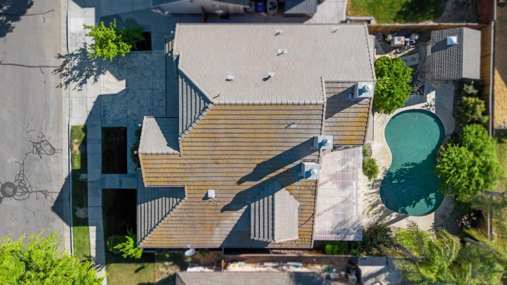 1753 Mills, Los Banos, CA 93635