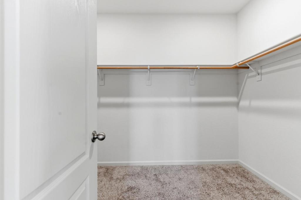 331 Lolly Way, Los Banos, CA 93635