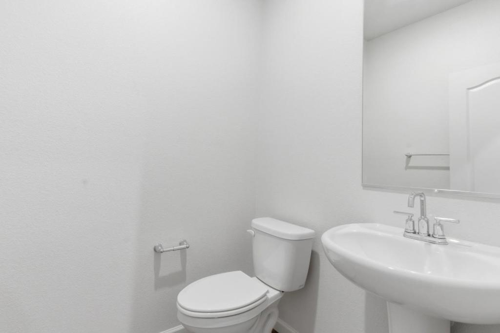 331 Lolly Way, Los Banos, CA 93635