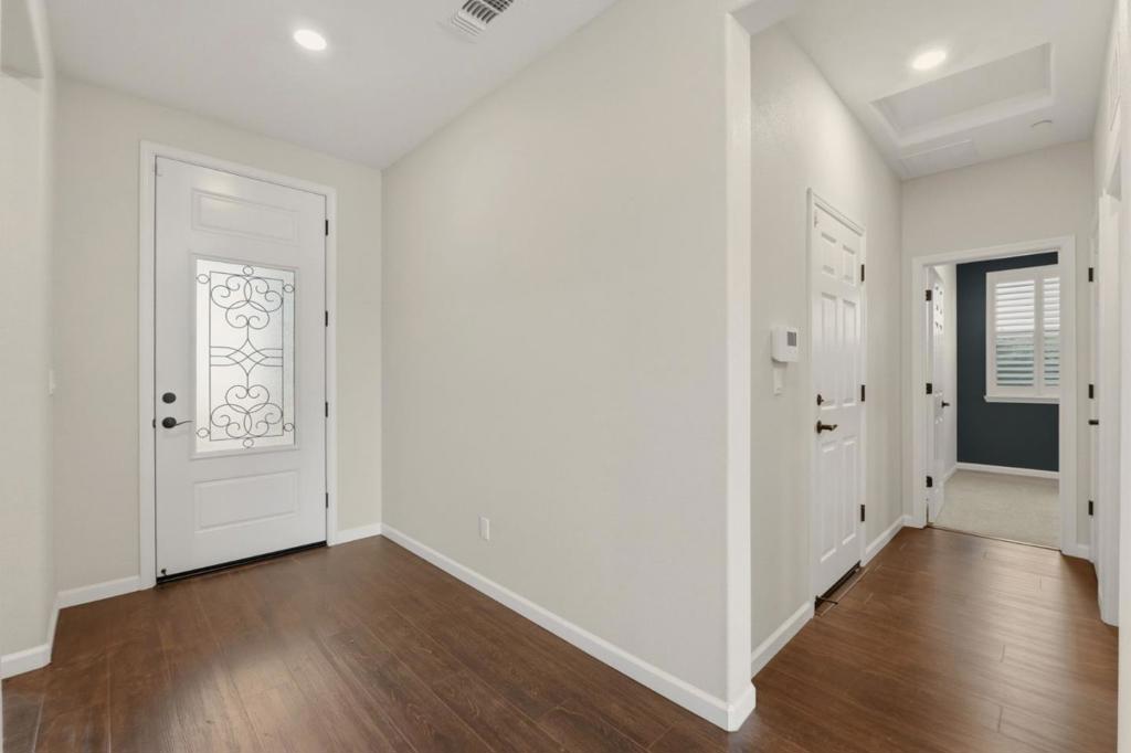 608 Somerset Way, Patterson, CA 95363