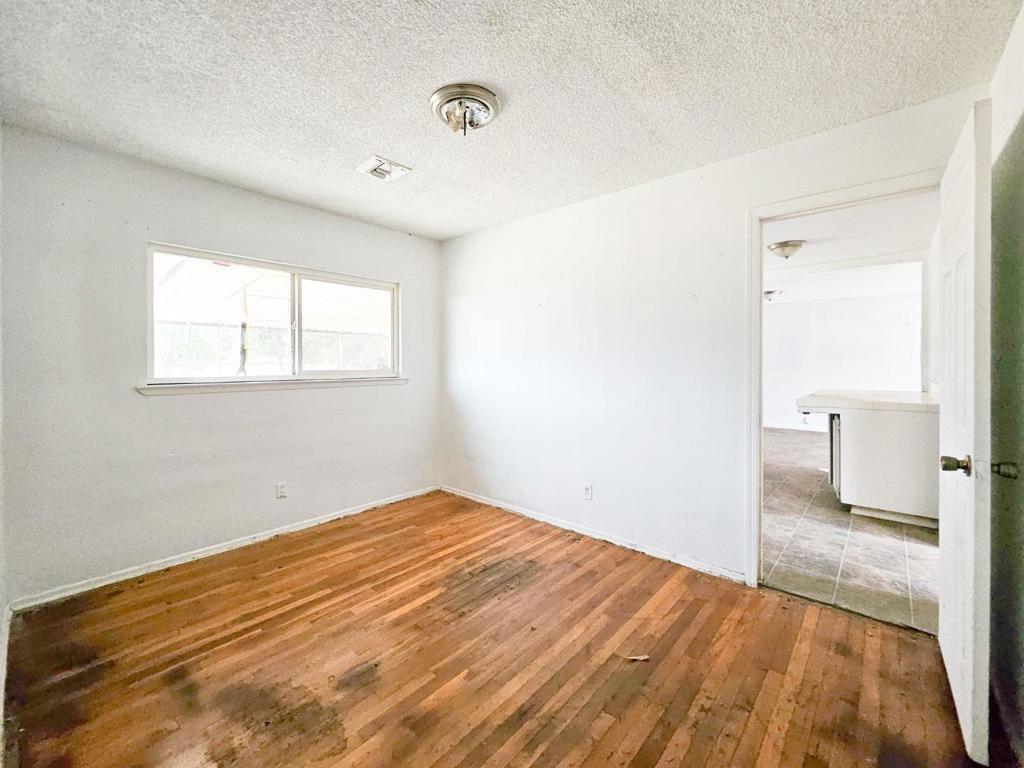 2416 Roble Ave, Modesto, CA 95354