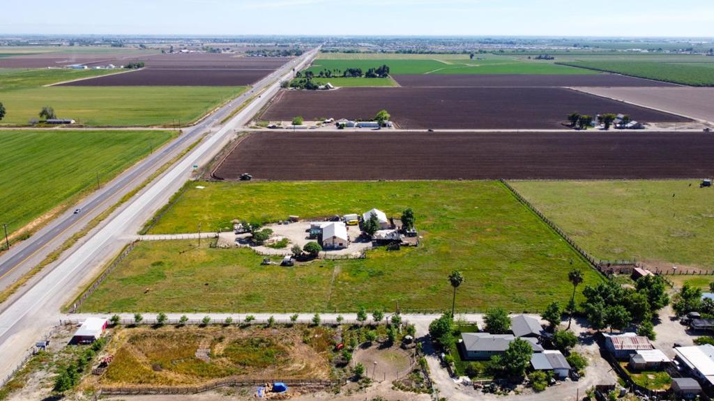 23429 Highway 152, Los Banos, CA 93635