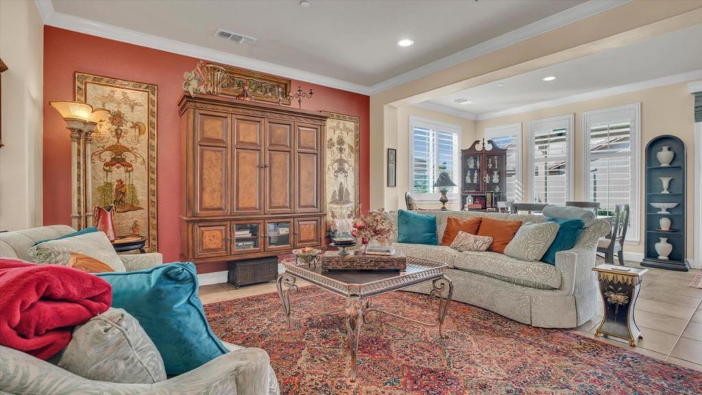 1467 Chestnut Hill Dr, Manteca, CA 95336