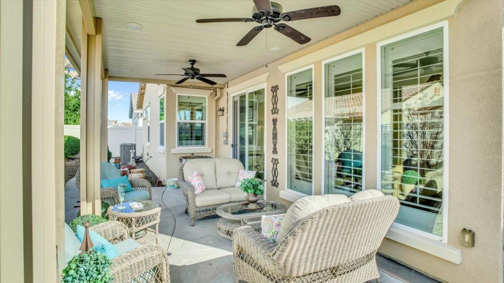 1467 Chestnut Hill Dr, Manteca, CA 95336