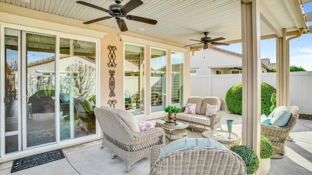 1467 Chestnut Hill Dr, Manteca, CA 95336