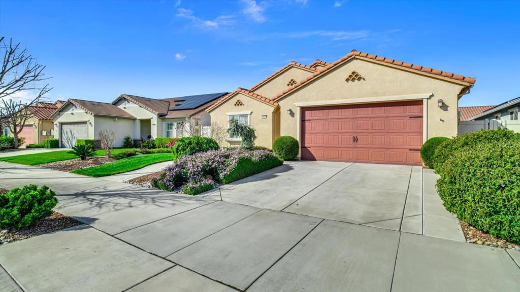 1467 Chestnut Hill Dr, Manteca, CA 95336