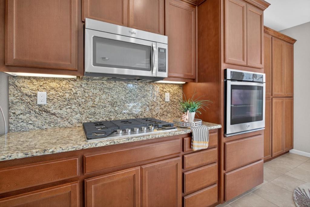 790 Monte Oro Ct, Manteca, CA 95337