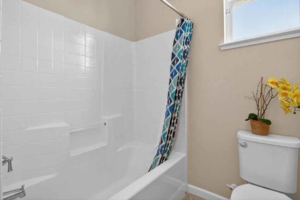 790 Monte Oro Ct, Manteca, CA 95337