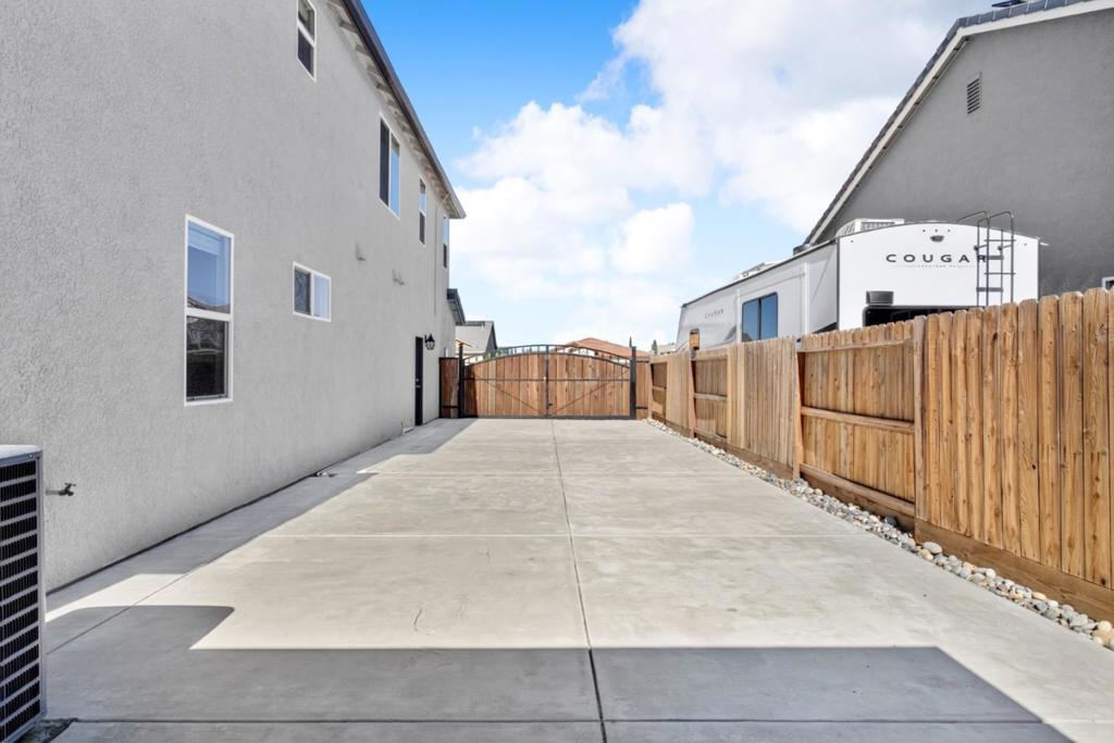 790 Monte Oro Ct, Manteca, CA 95337