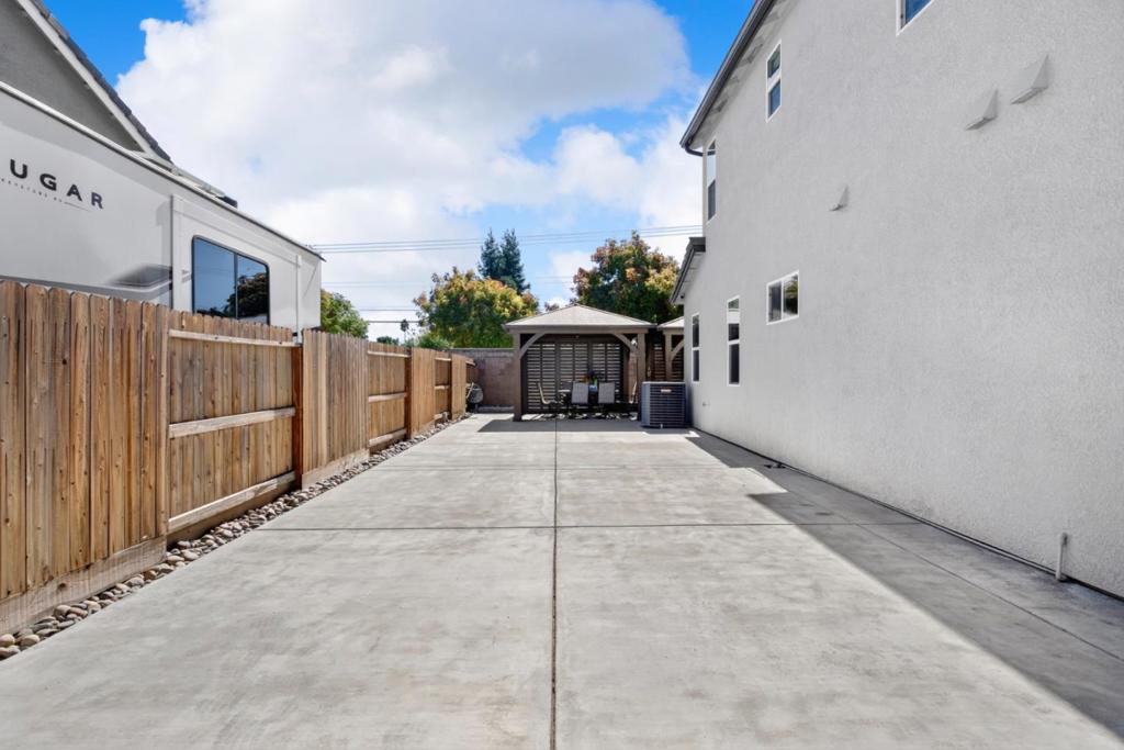 790 Monte Oro Ct, Manteca, CA 95337