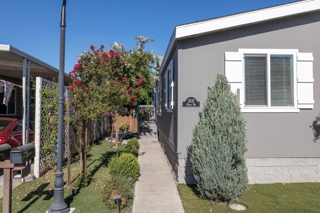 3837 Moana Way #31, Modesto, CA 95355