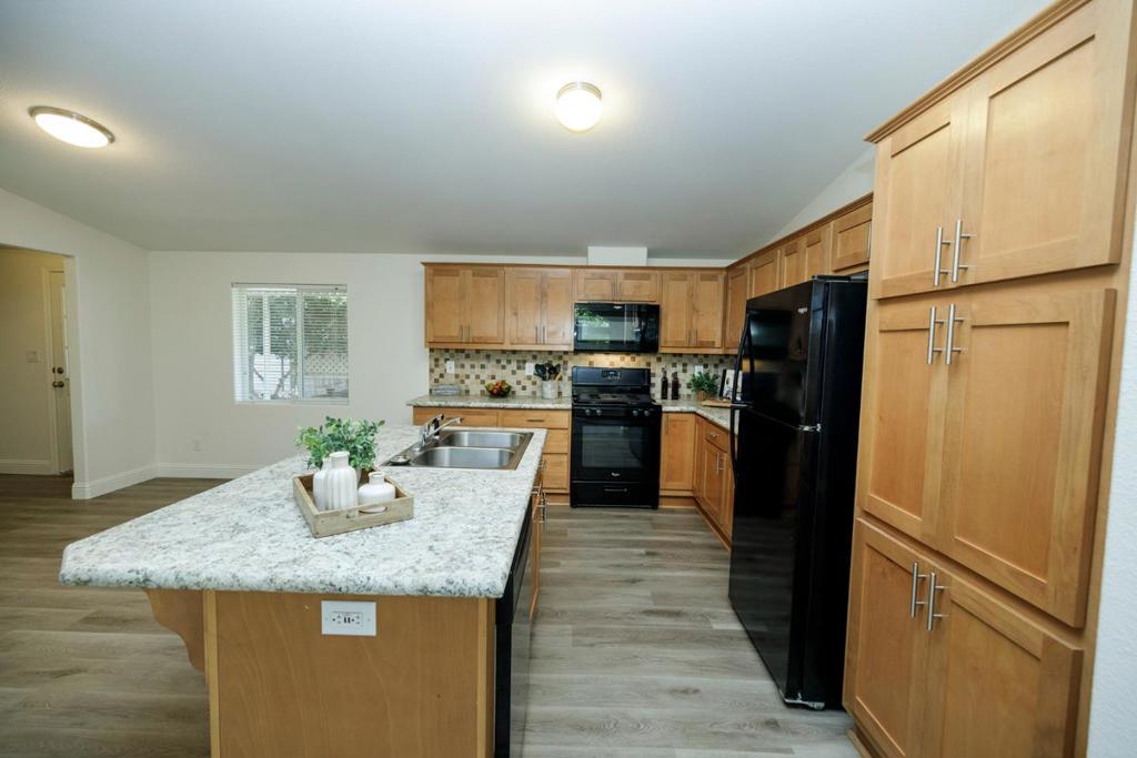 3837 Moana Way #31, Modesto, CA 95355